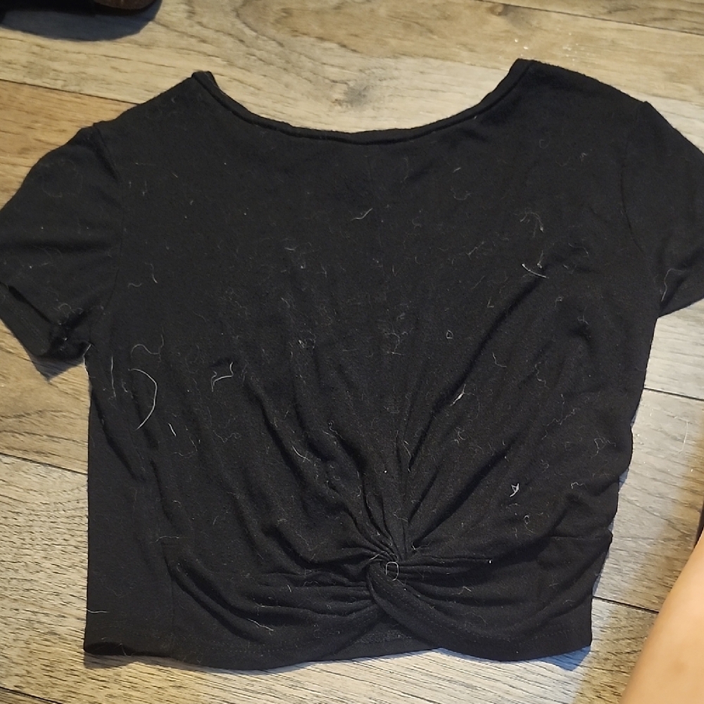 Gaze Black Crop Tie Front Short Sleeve Tee
